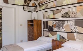 Ballaro Market Street Art Stylish Flat X10